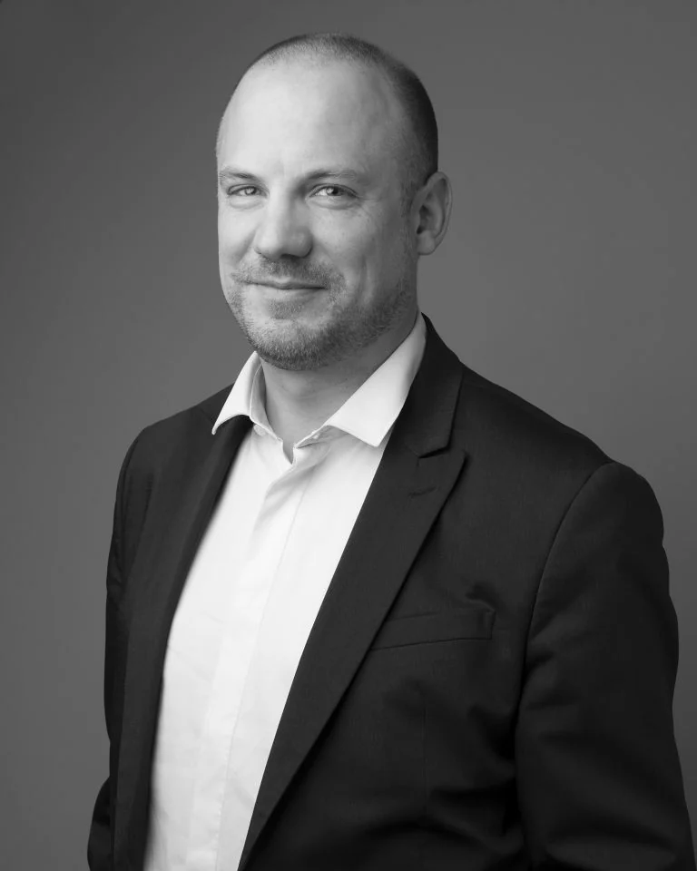 Portrait de Samuel Roux, psychologue clinicien, psychothérapeute et coach